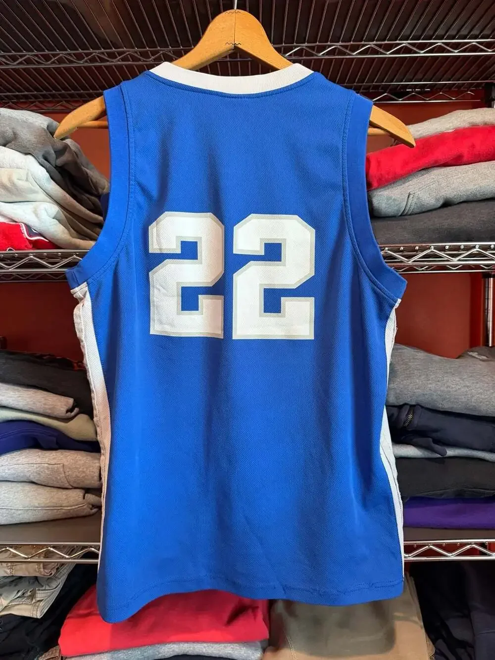 Nike Kentucky Wildcats #22 Basketball Jersey Youth Large Blue Vintage